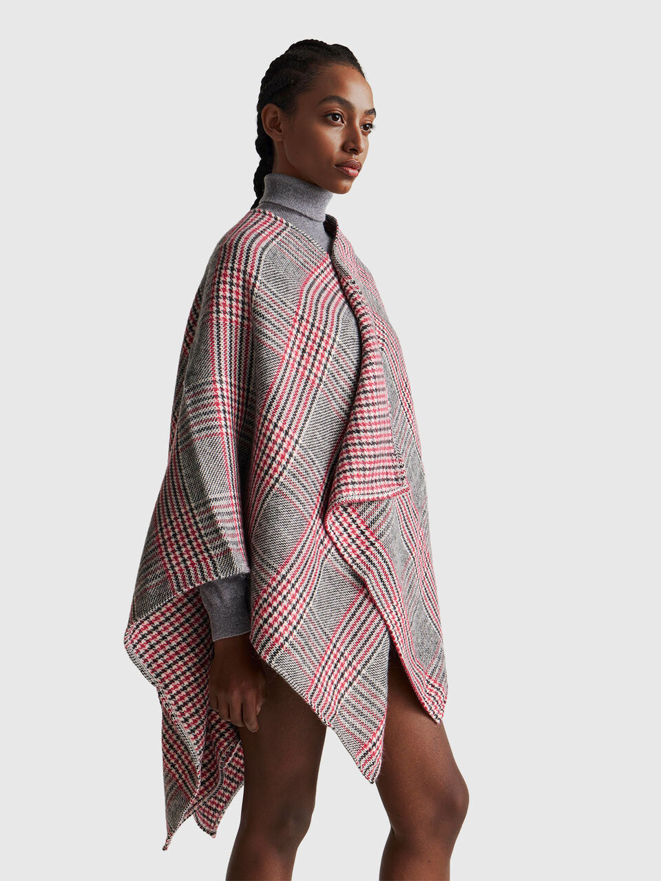 CAPE Women image number null