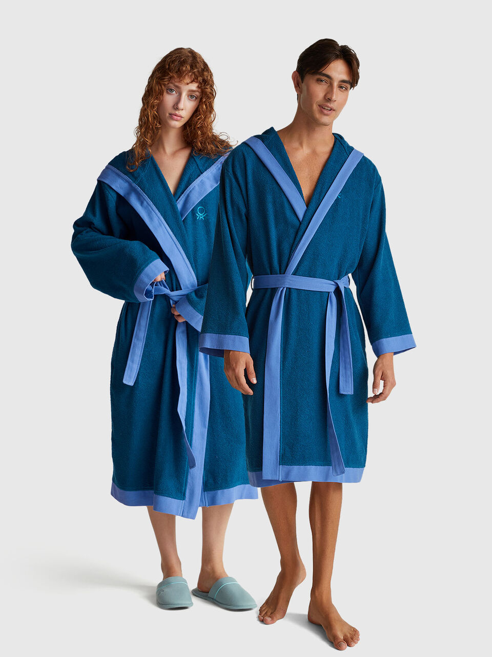 BATH GOWN image number null