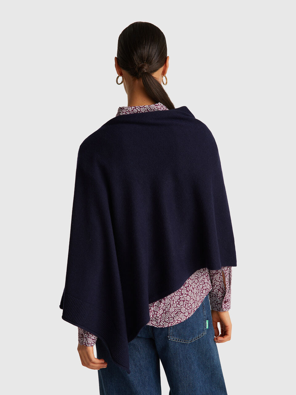 CAPE Women image number null