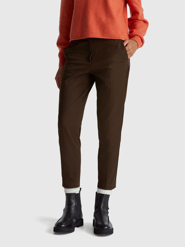 Slim fit trousers Women