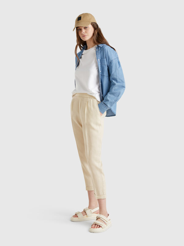 Cropped trousers in 100% linen Women