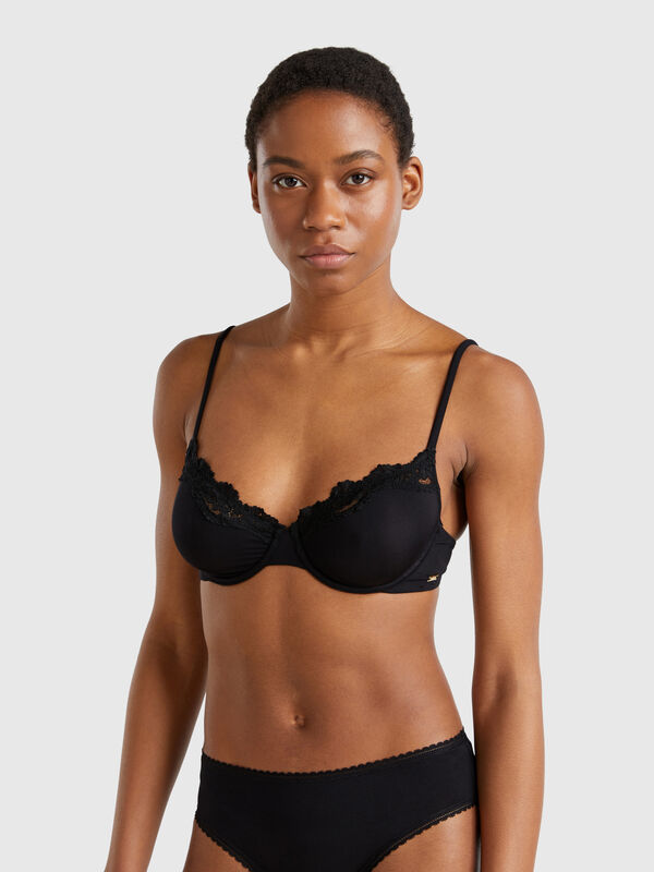 Bra with underwire and lace Women