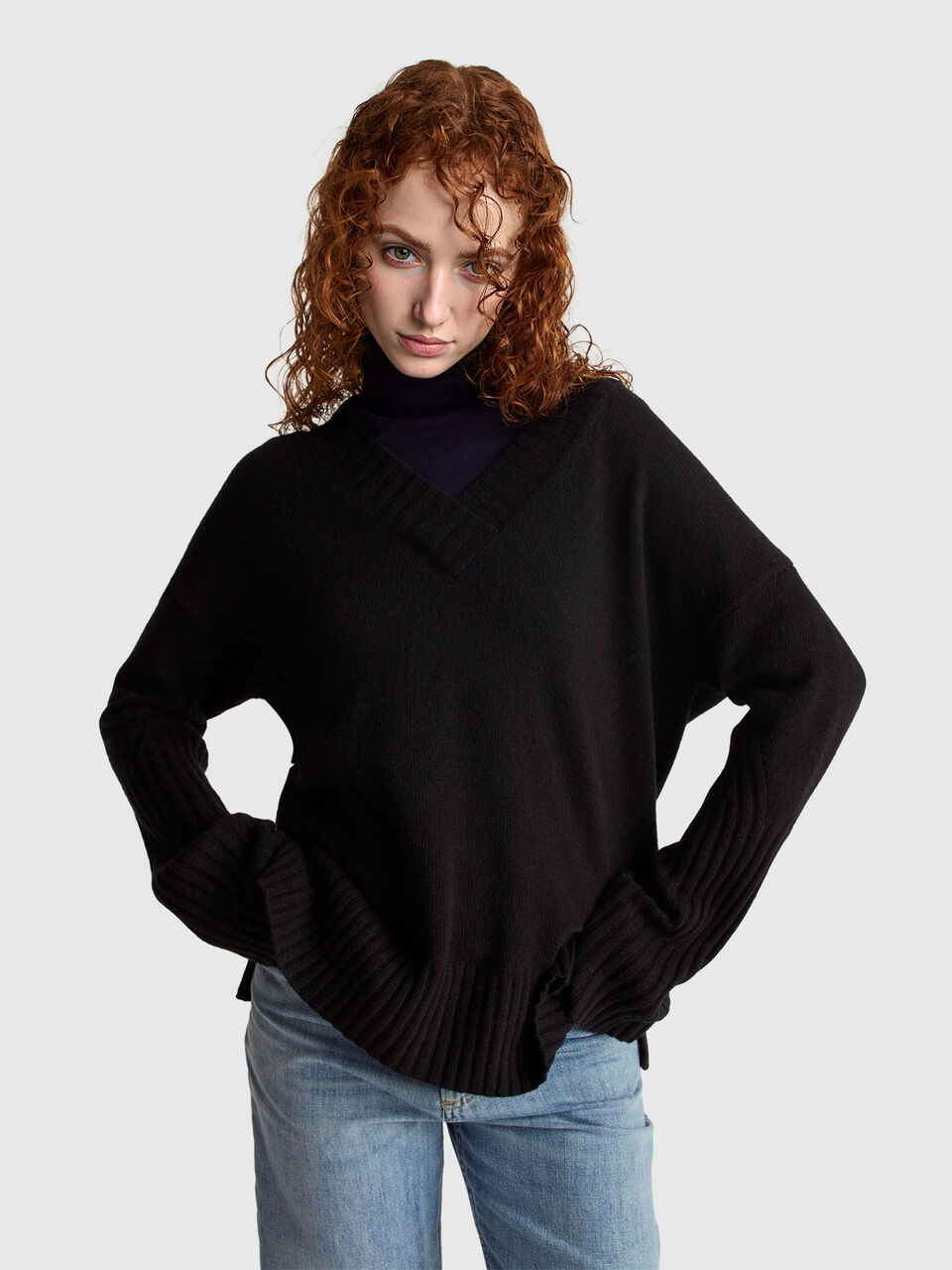 V NECK SWEATER L/S Women image number null
