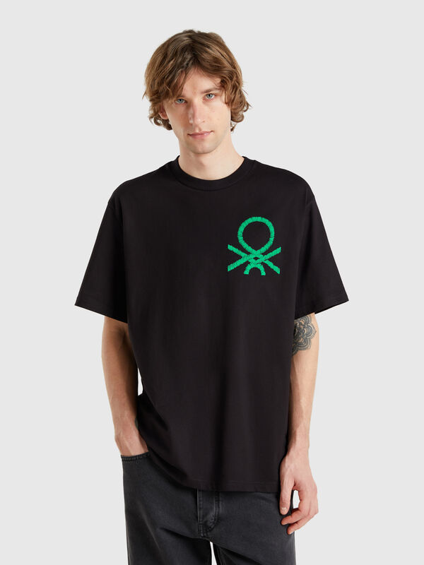 T-shirt with print on front and back Men