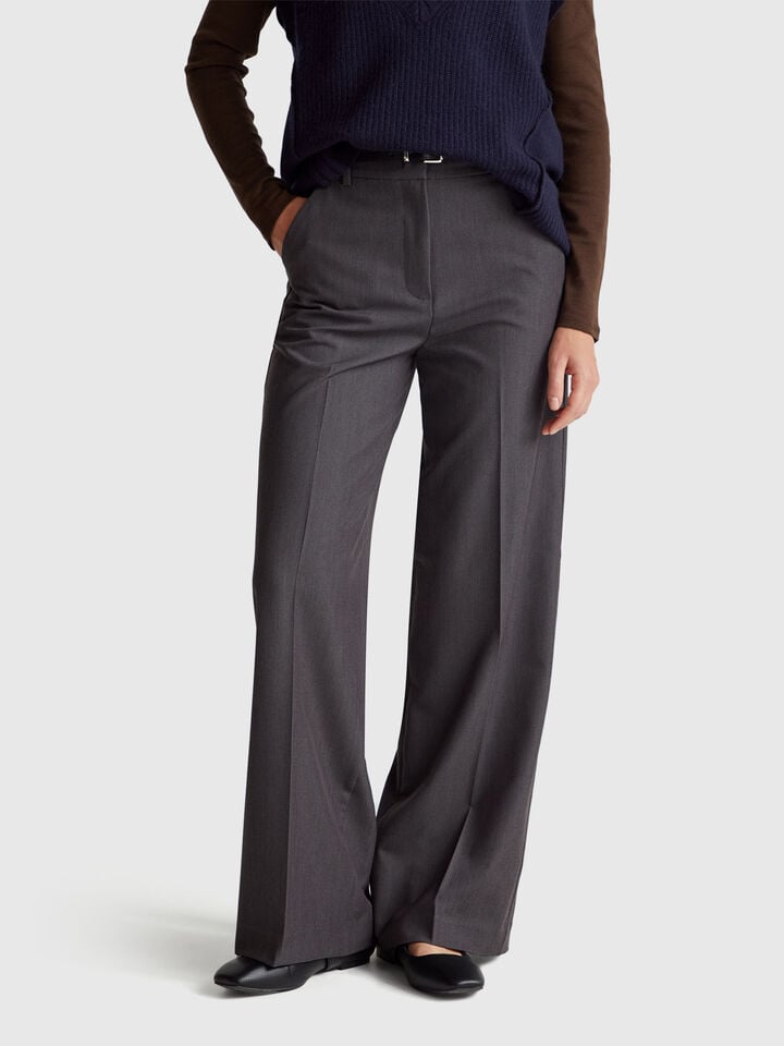 TROUSERS Women