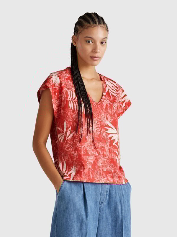 T-shirt with floral print  Women