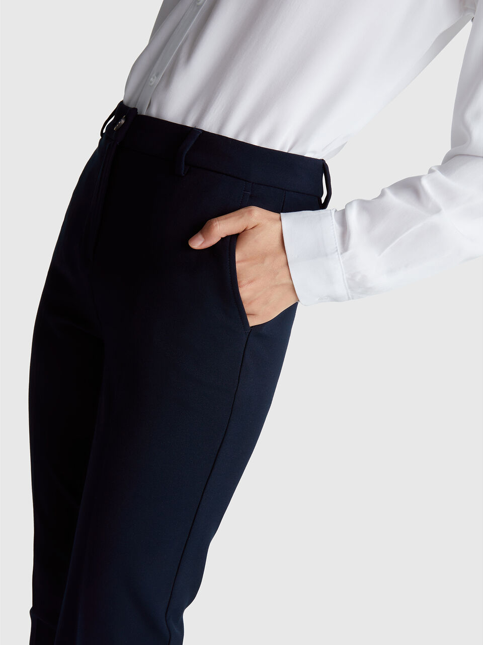 TROUSERS Women image number null