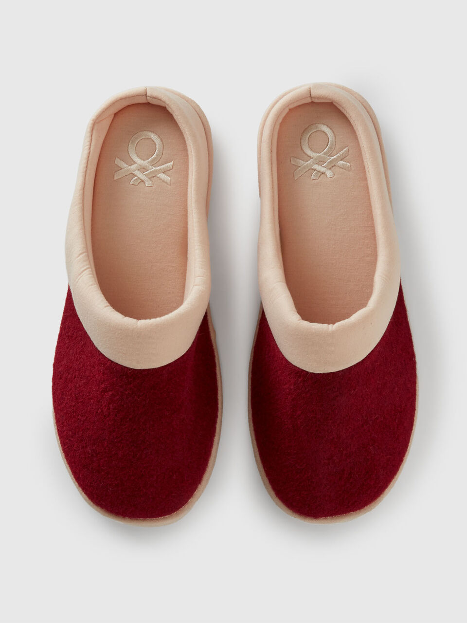 SLIPPERS image number null