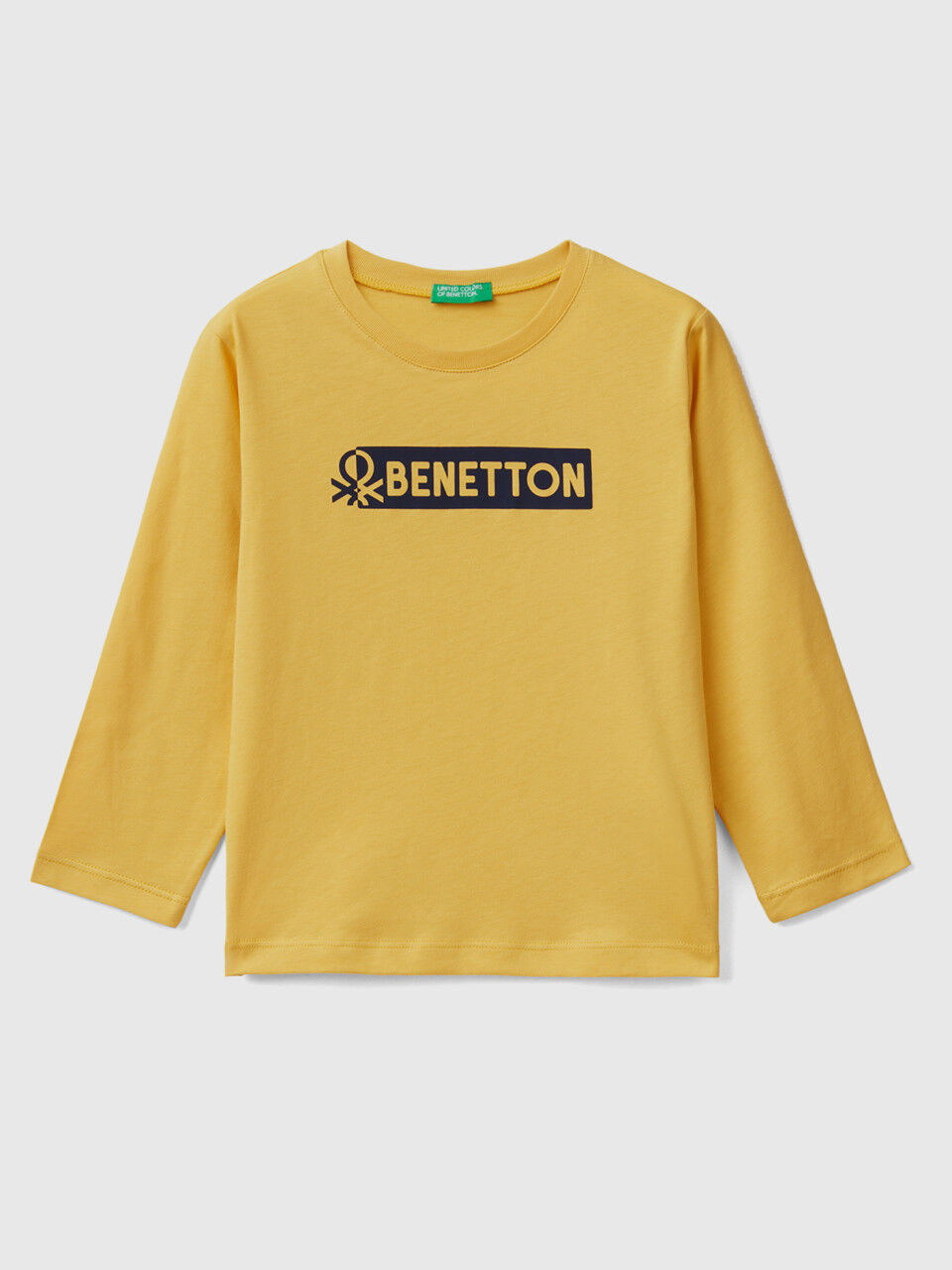 Long sleeve t-shirt with logo